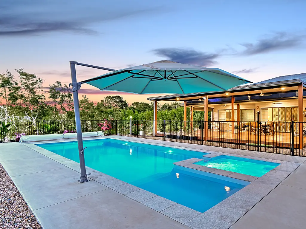 Urangan 4 Bedroom Living Large !