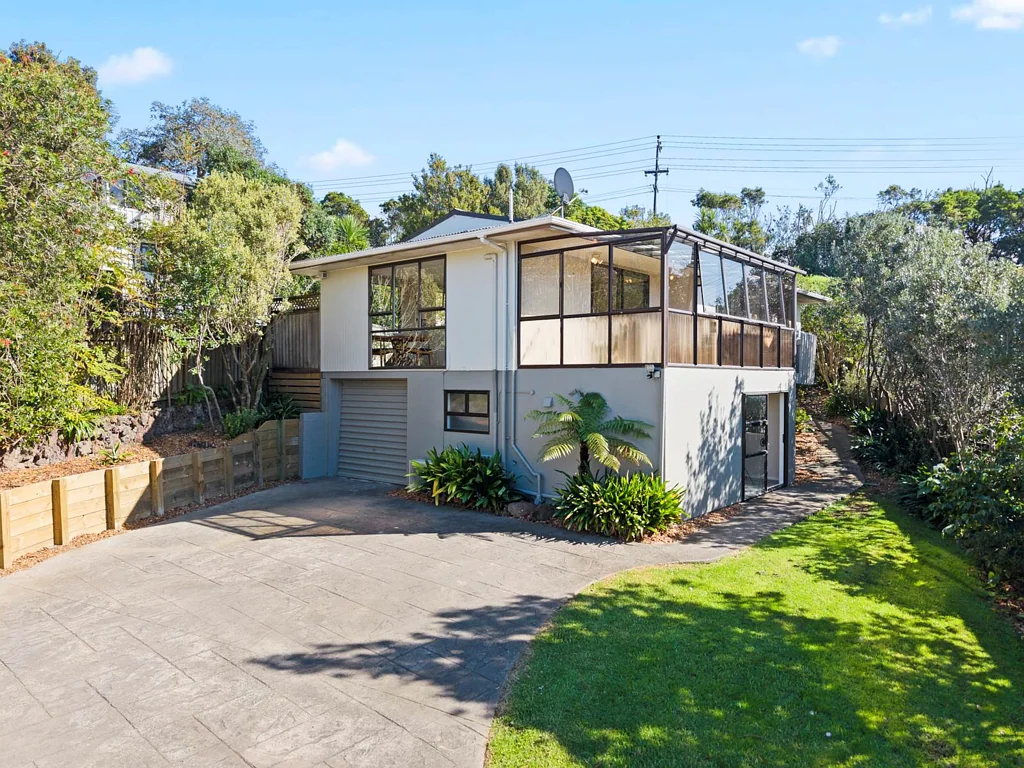 41 John Dee Crescent, Red Beach, Rodney, Auckland