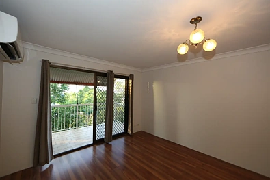 Unit 4/233 Cavendish Rd, Coorparoo, QLD 4151, 2 slaapkamers, 1 badkamers, Unit