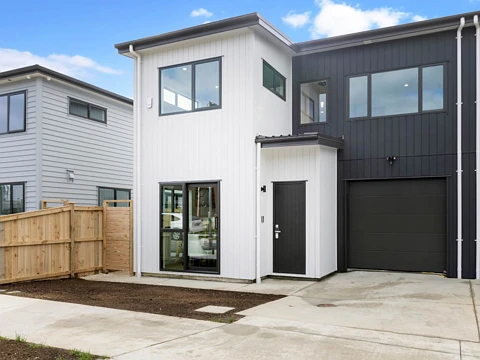 8 Sagitta Drive, Flat Bush, Manukau City