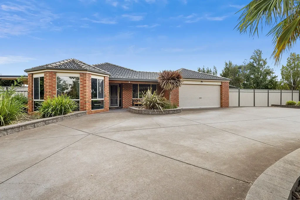 2 Rupertswood Drive, Brookfield, VIC 3338