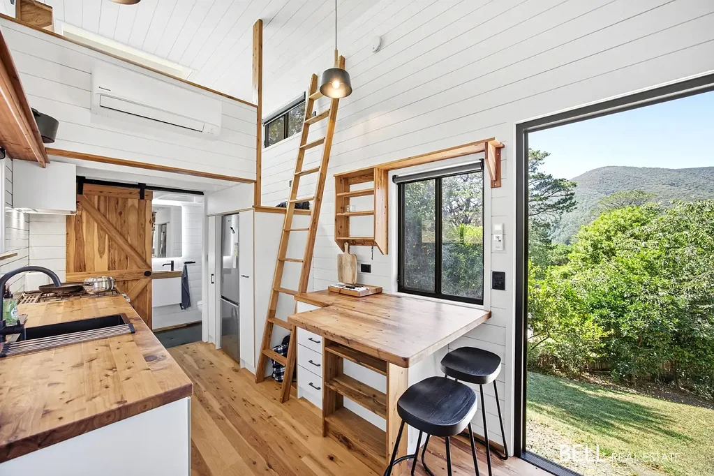 Warburton 1ห้องนอน Over half an acre, gorgeous mountain views and a tiny house!