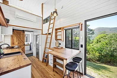 Warburton 1Kwarto Over half an acre, gorgeous mountain views and a tiny house!