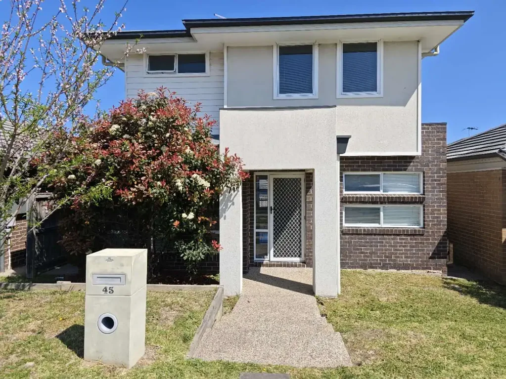 Immaculate 4 beds home