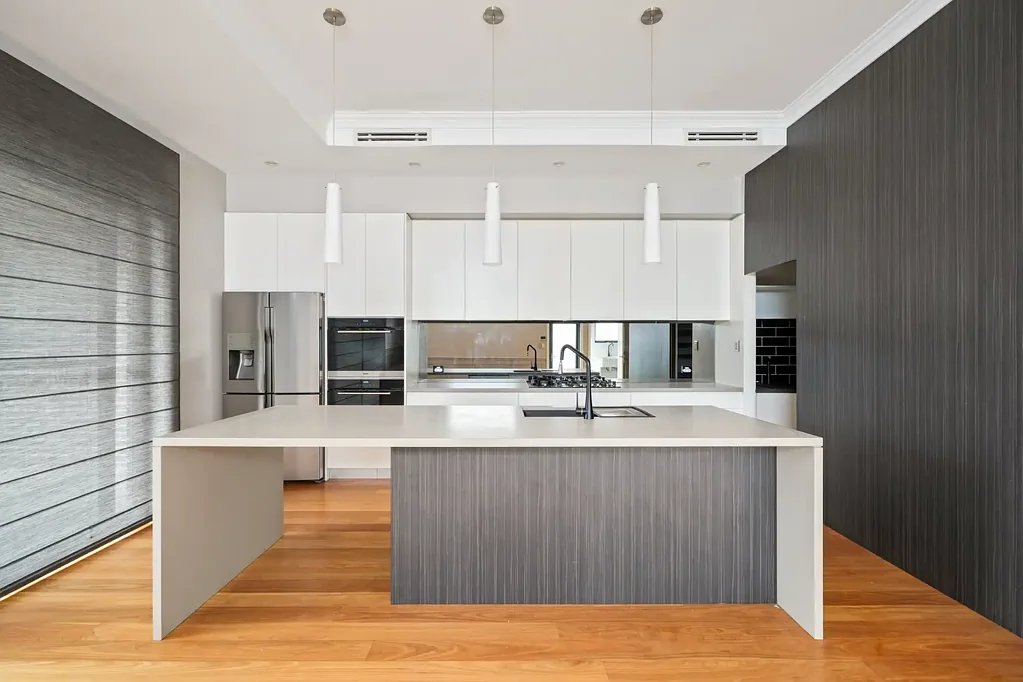 4 Bedroom Modern Duplex