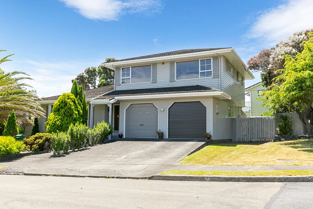 2 Thurso Grove, Papakowhai, Porirua, Wellington