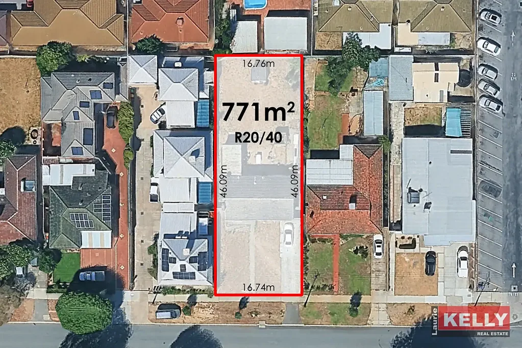 Belmont 3Zimmer TRIPLEX BLOCK 100MT TO NEW BELVIDERE SHOPPING PRECINCT