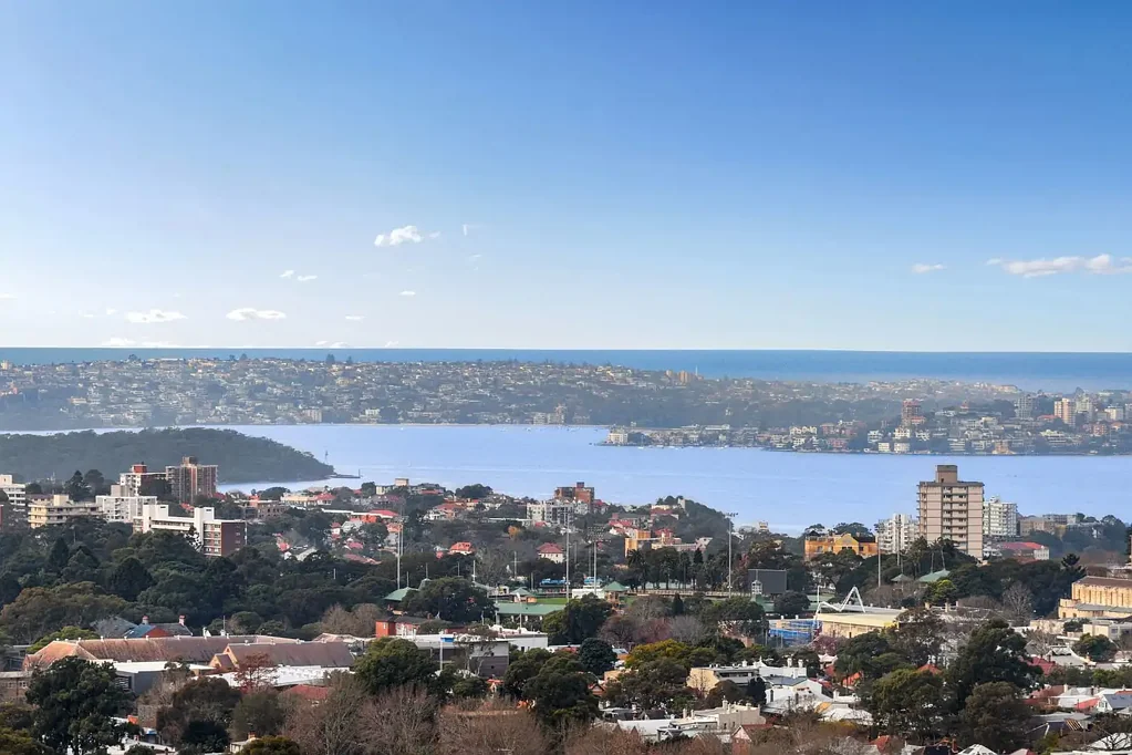 Elevate Your Lifestyle, Popular Air apartment St Leonards