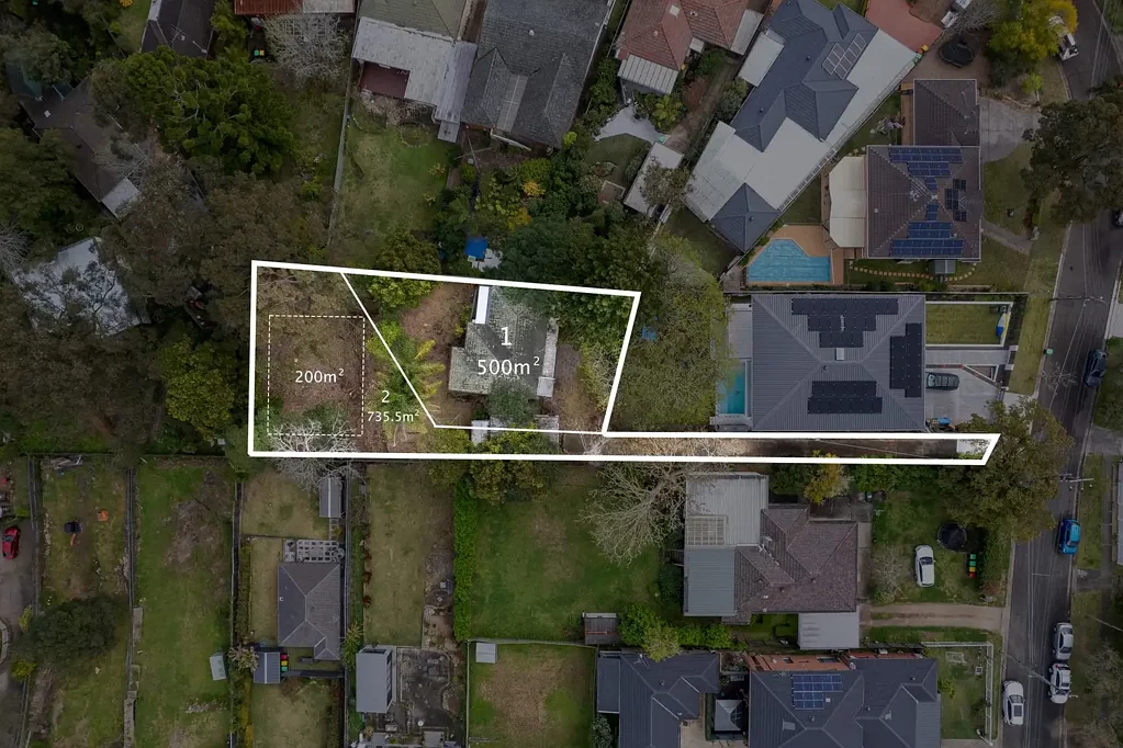 Hornsby 4房 大型1239sqm地块 朝北朝向 精英学区 近交通购物中心 蓝筹地段 潜力无限 Rare Opportunity – 1,239sqm with Subdivision Potential in Hornsby
