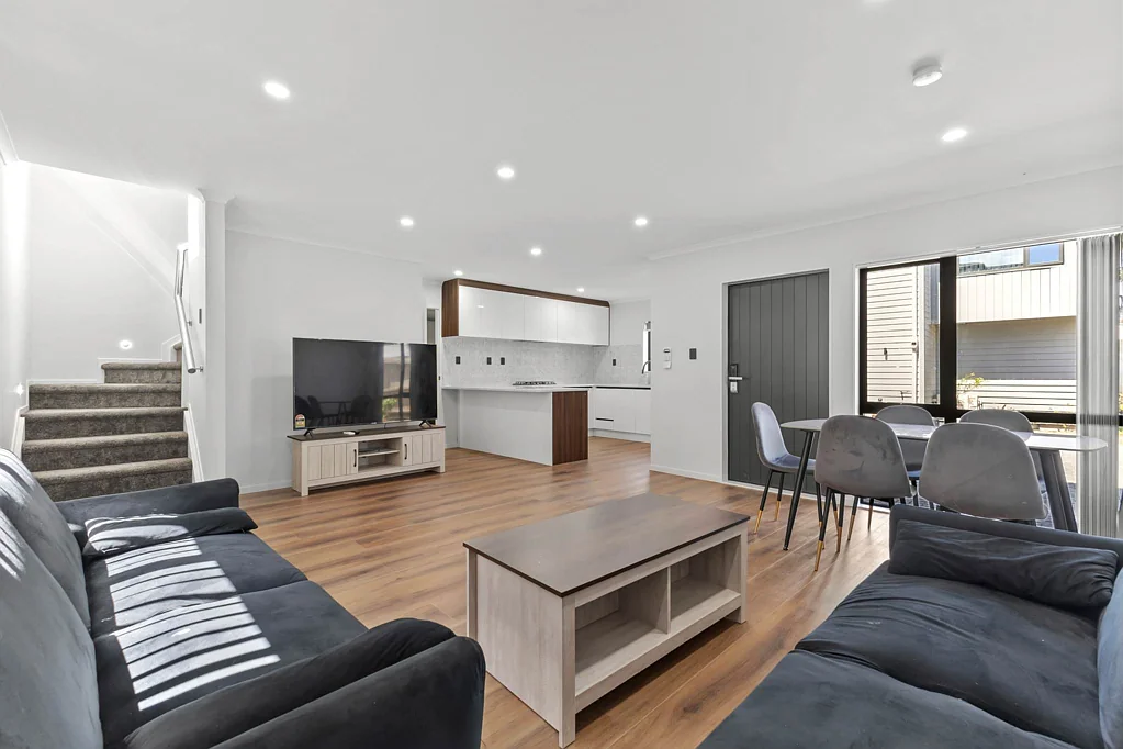 Papatoetoe 4房  "Spacious Standalone Masterpiece Awaits"