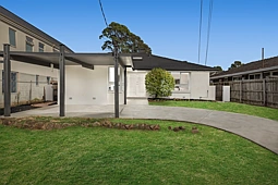 15 Diamond Avenue, Glen Waverley
