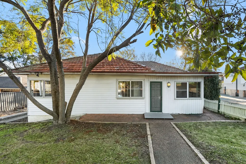 Spacious Family Home in Prime Penrith Location