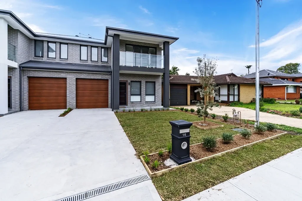 Spacious 5 Bedroom Duplex