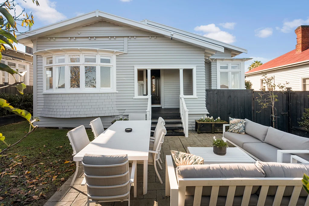 Sandringham 3ห้องนอน Timeless Appeal - Your Mt Albert Moment