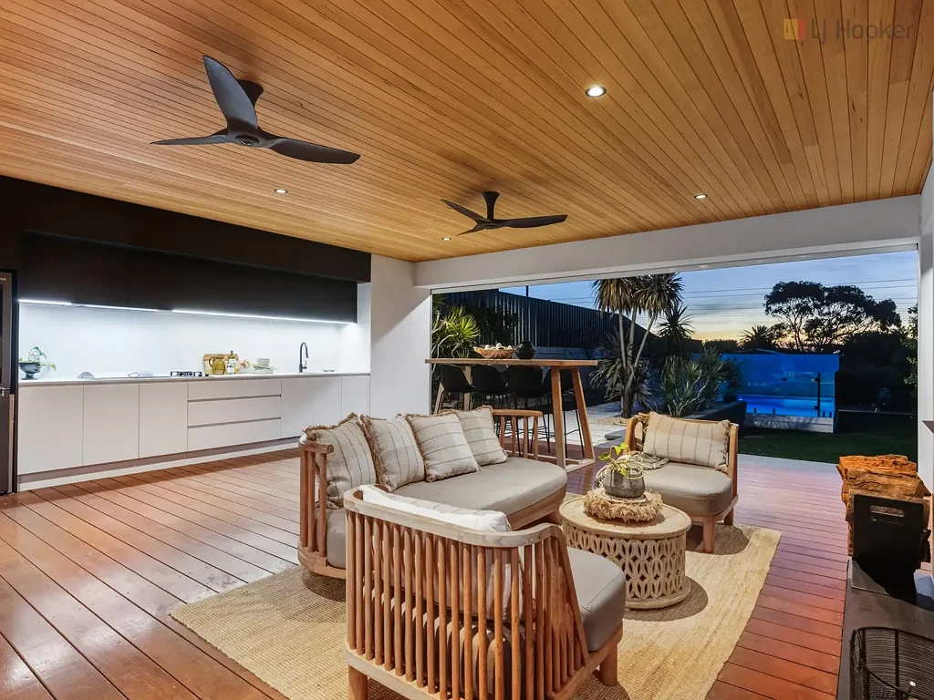 9A Kodaro Road, Hallett Cove, SA 5158