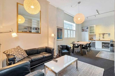 City Charm - fully furnished