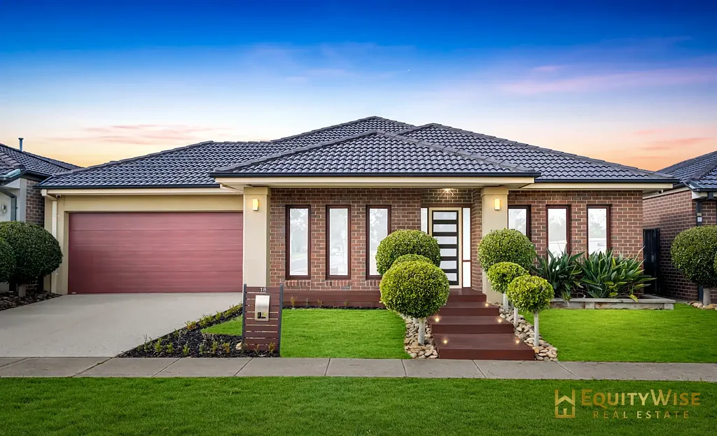 Wyndham Vale 4房 宁静地段，宽敞生活！ Serene Location & Spacious Living!