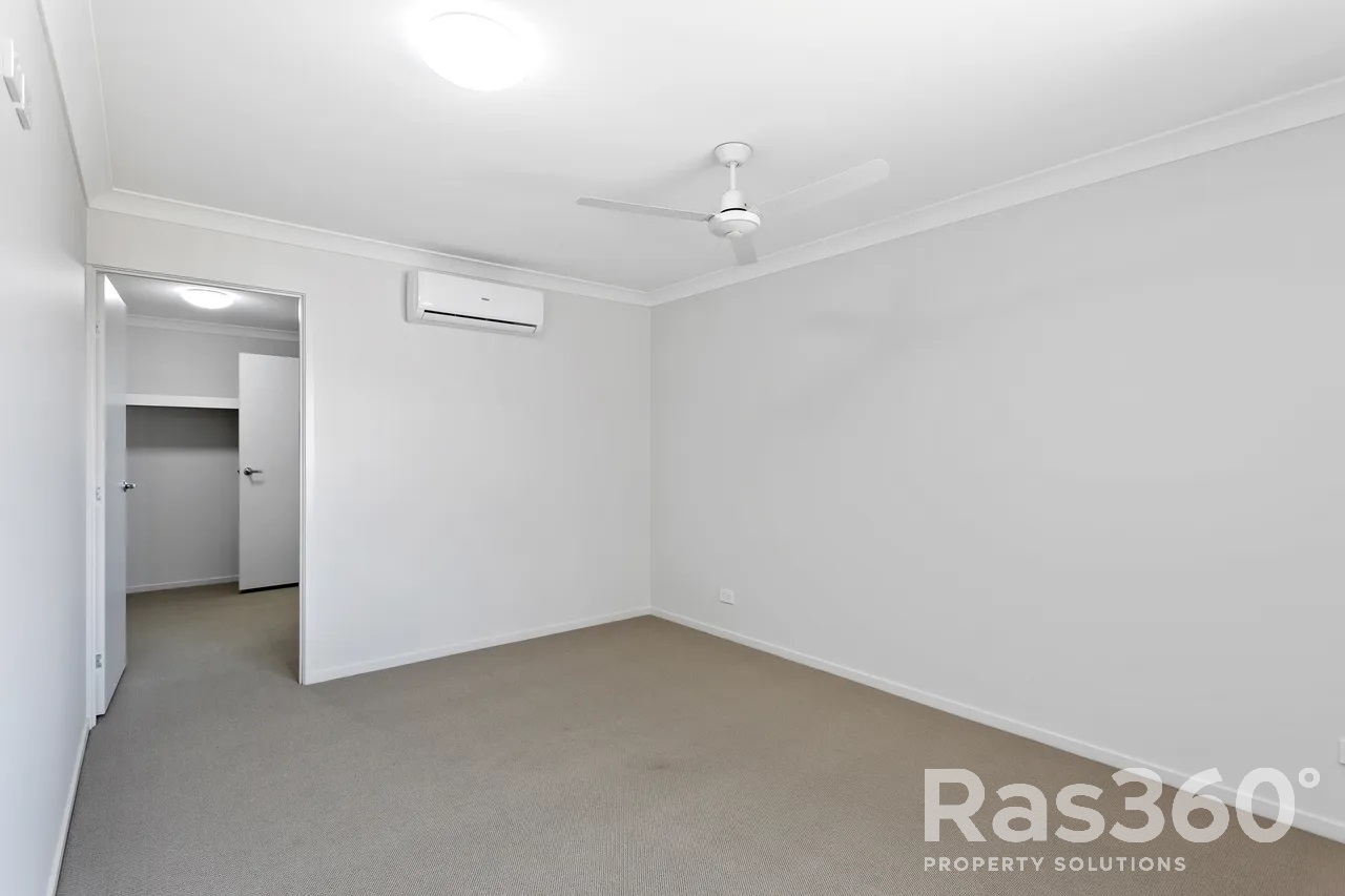 7 CINNABAR PL, KALLANGUR QLD 4503, 0 غرف, 0 حمامات, Townhouse