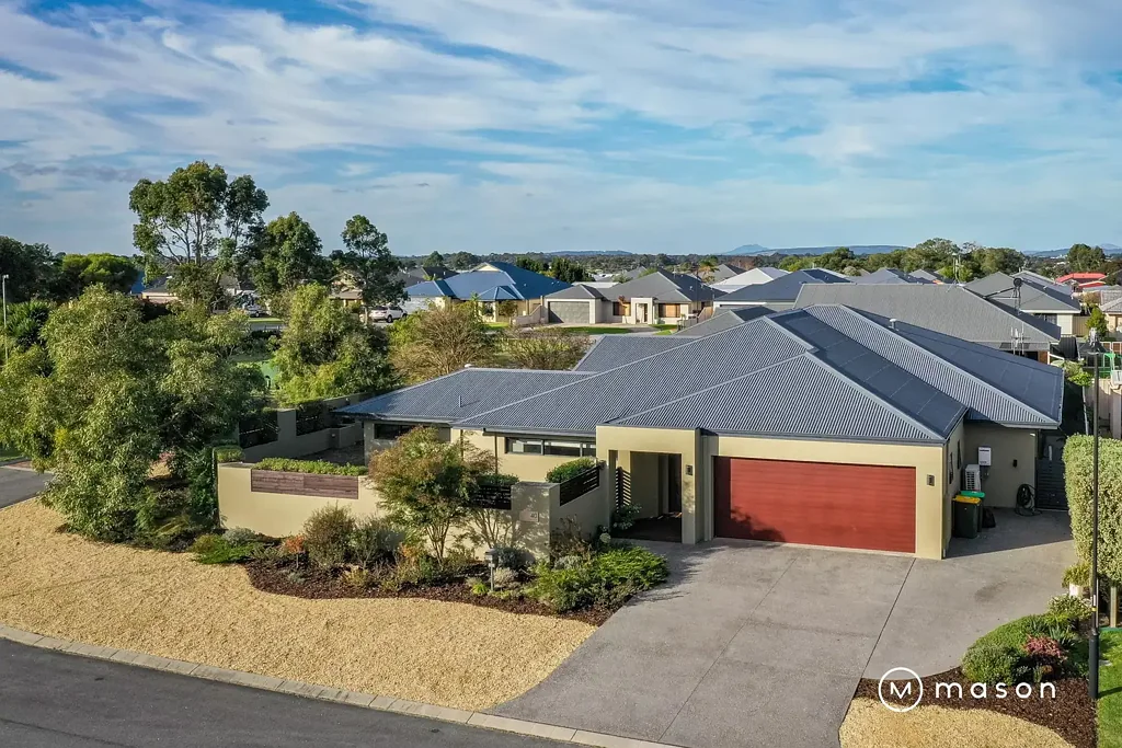 40 Scorpio Drive, Mckail, WA 6330