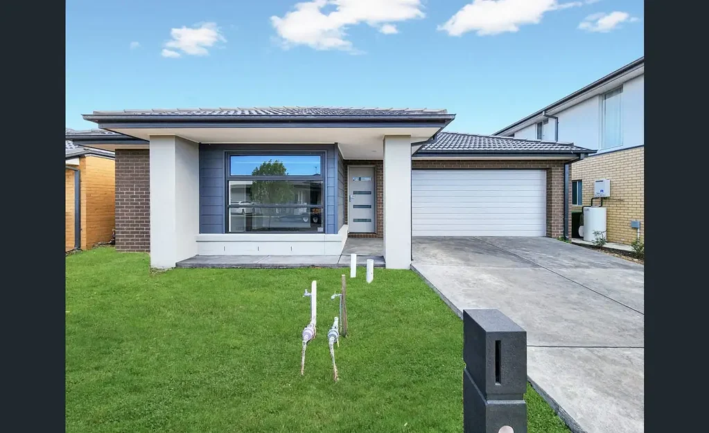 19 Mcarthur Crescent, Armstrong Creek, VIC 3217