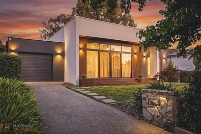 Red Hill 4Moenga Designer craftsmanship with a north-facing aspect