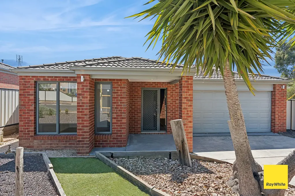 26 Imperial Court, California Gully, VIC 3556