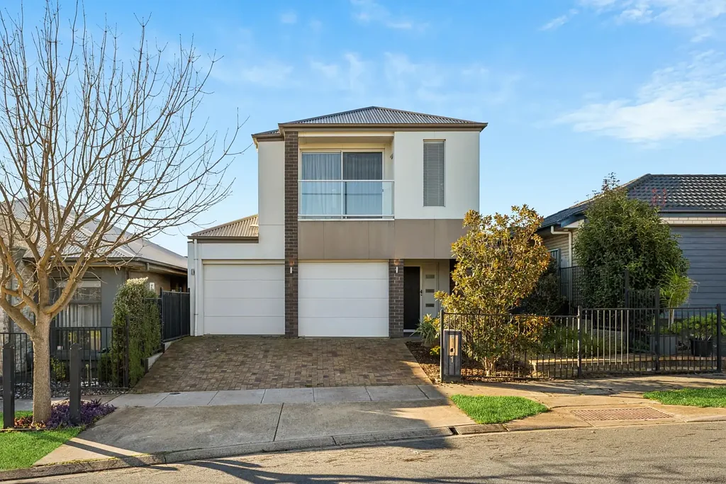 Gawler East 3chambre Ex-Display Quality in a Tightly Held Pocket — Style, Space & Nothing to Do