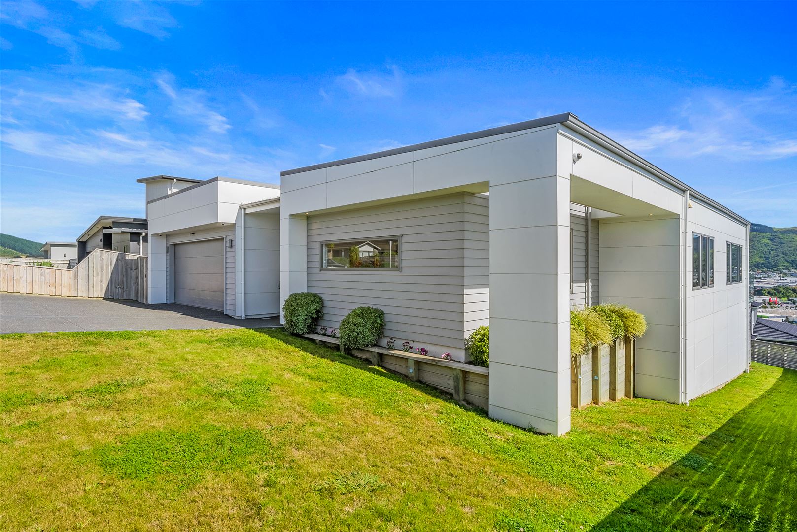 76 John Burke Drive, Aotea, Porirua, 4 chambres, 2 salles de bain