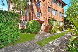 2/8 Templeman Crescent, Hillsdale