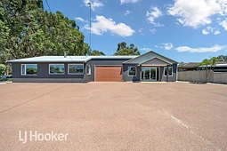 6571 West Swan Road, West Swan