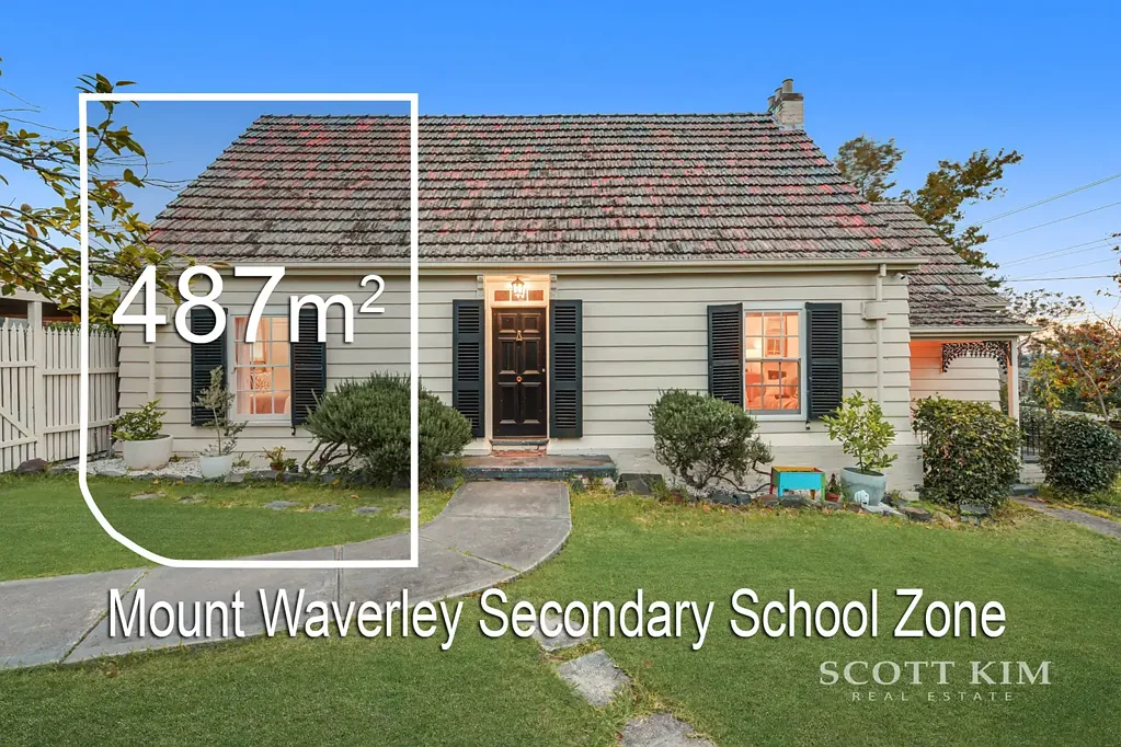 Mount Waverley 4침실 Spacious Corner Family Home on 487sqm in Mount Waverley Secondary School Zone