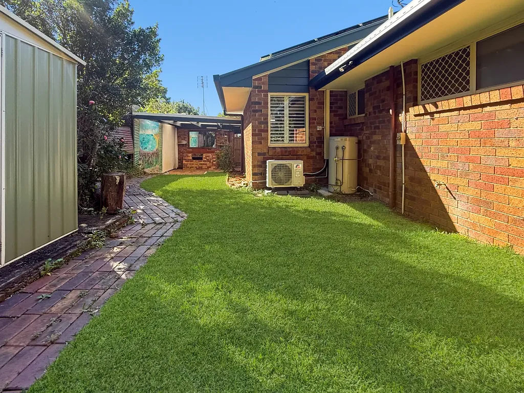 Bli Bli 3 Slaapkamer PICTURE PERFECT IN A CENTRAL BLI BLI LOCATION!! WALK TO SHOPS, SCHOOL, BUS STOP AND MORE!
