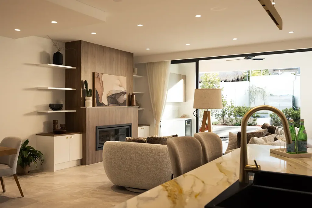 Kingsgrove 5Moenga Brand New | Luxury Full Brick Duplex | High Side Position