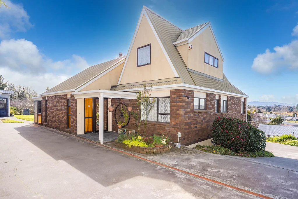 Te Awamutu 3ਬੈੱਡਰੂਮ Spacious home with incredible views (and more)