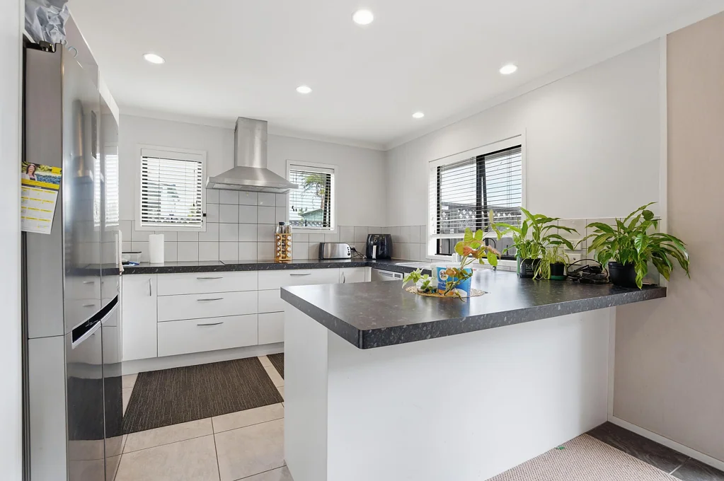 Kensington 3房  PRICE REDUCED