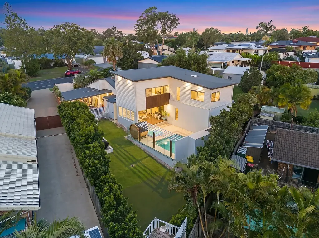 18 Kallaroo Crescent, Ashmore, QLD 4214