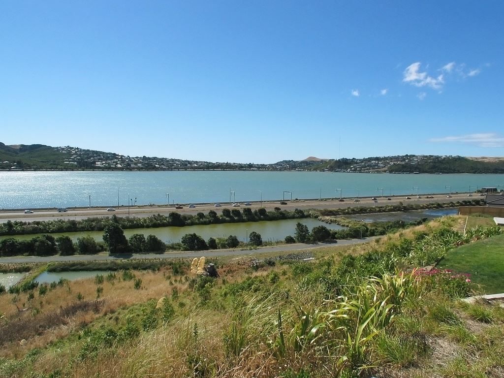 30 John Burke Drive, Aotea, Porirua, 5 phòng ngủ, 0 phòng tắm