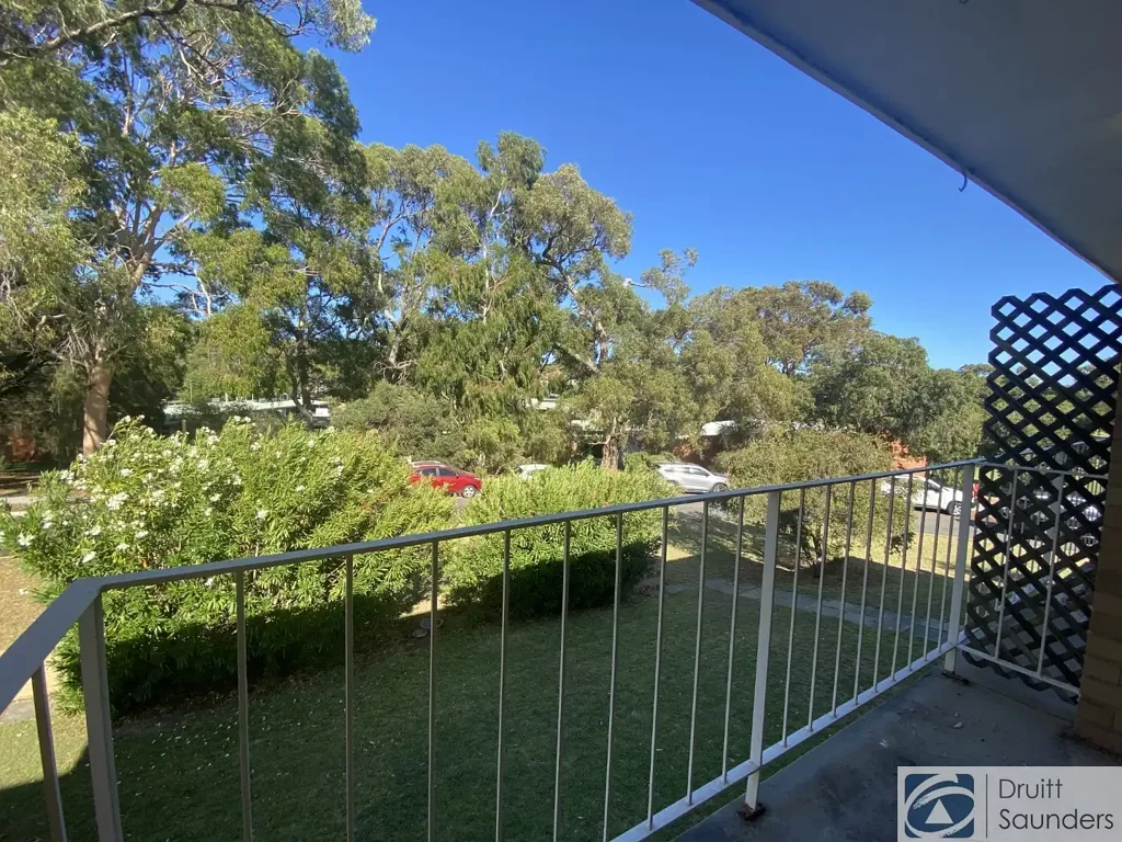RENOVATED UNIT LESS THAN 2KMS FROM BEACH
HOME OPEN SATURDAY 13 JUNE AT 9.00AM SHARP!