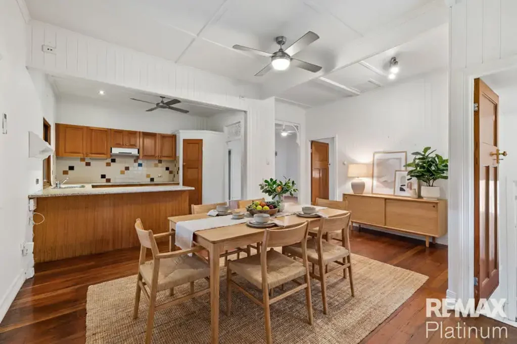 Woodford 2 Bedroom Seller's Instructions Are Clear: Sell.