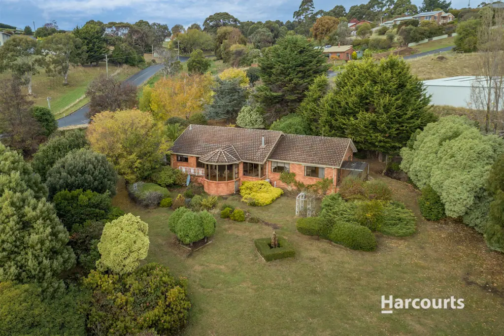 8 Waverley Road, Ulverstone, TAS 7315