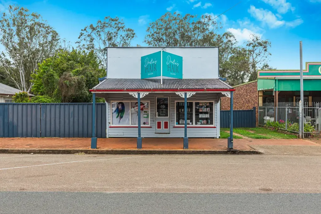 Ravenshoe 1房  Investment Opportunity � Tenanted Hair Salon in the Heart of Ravenshoe
