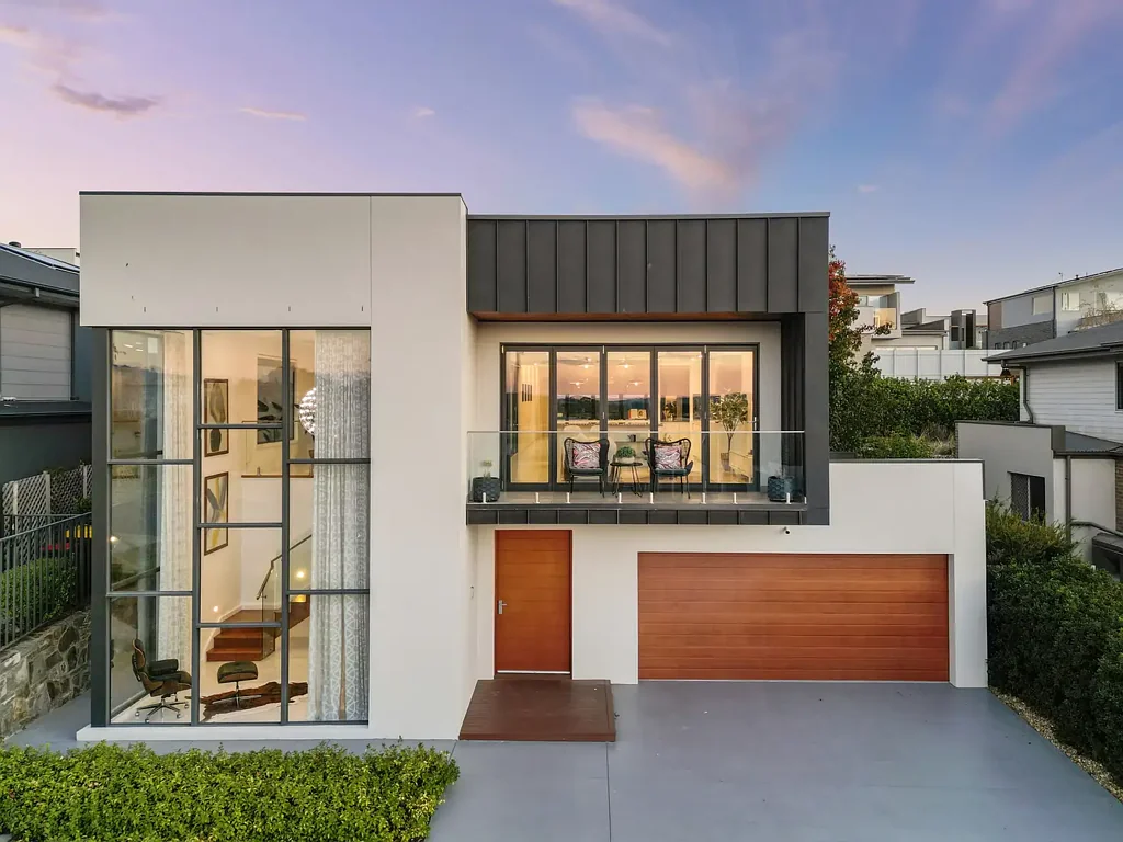 Premium Five-Bedroom Residence in the Heart of Weston (Available for rent in July 2026)