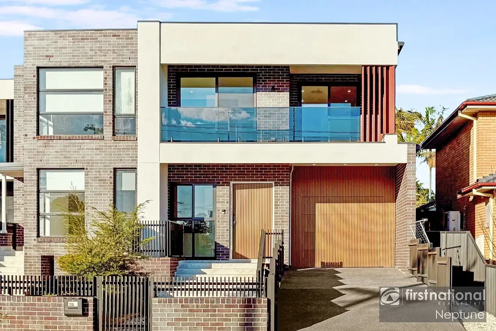 Greystanes 5房 豪华全新五卧室住宅 LUXURY BRAND NEW 5 BEDROOM DUPLEX!