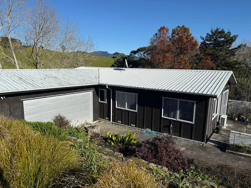 4 Hills Road
