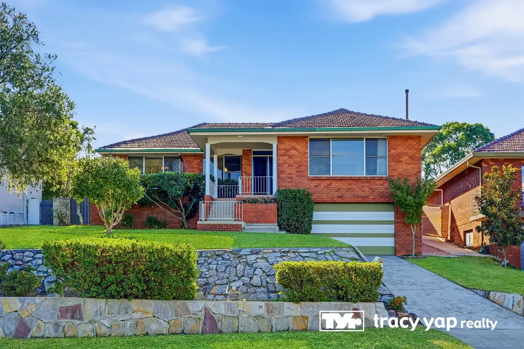 8 Lochinvar Parade, Carlingford, NSW 2118