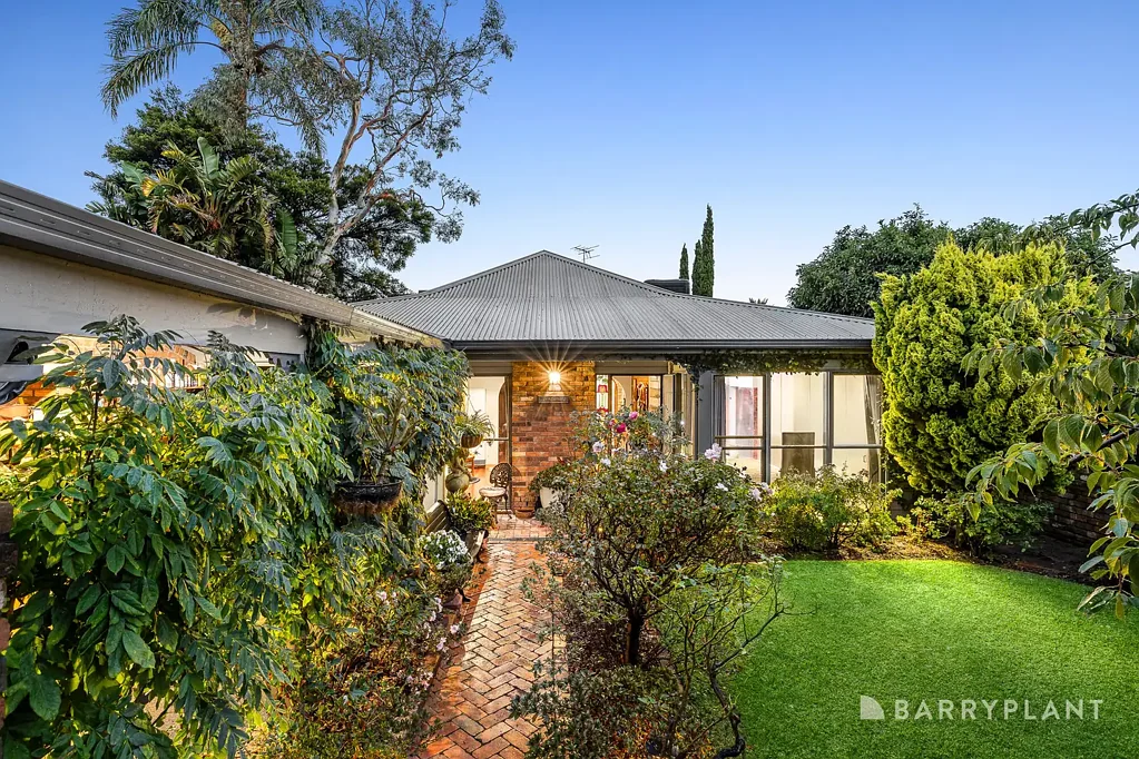 22 Jacks Avenue, Dingley Village, VIC 3172