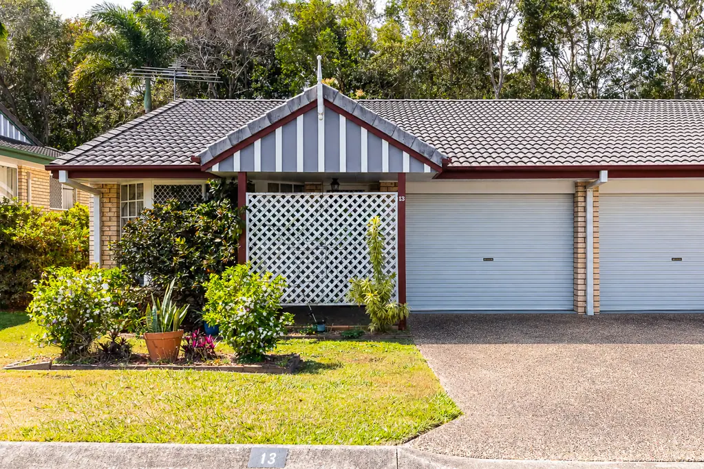 Burpengary 2ਬੈੱਡਰੂਮ Easy Living with Space, Comfort & Convenience