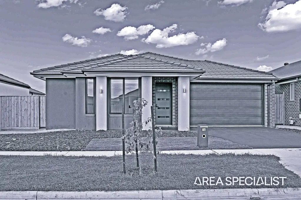 16 Castello Drive, Deanside, VIC 3336