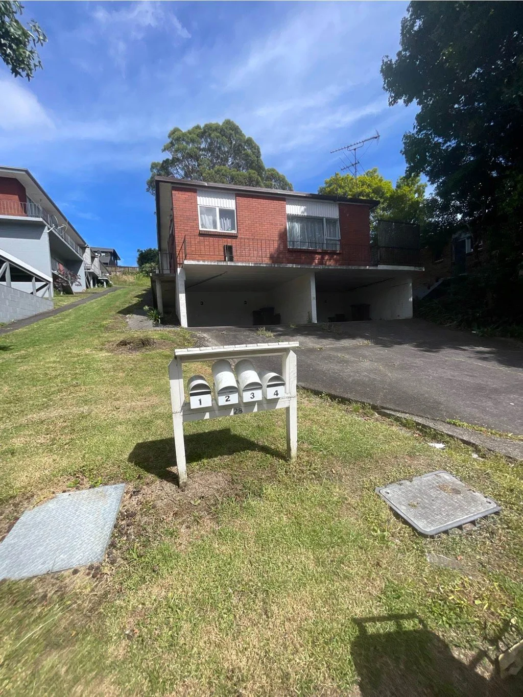 2 Bedroom Unit in a Great Location