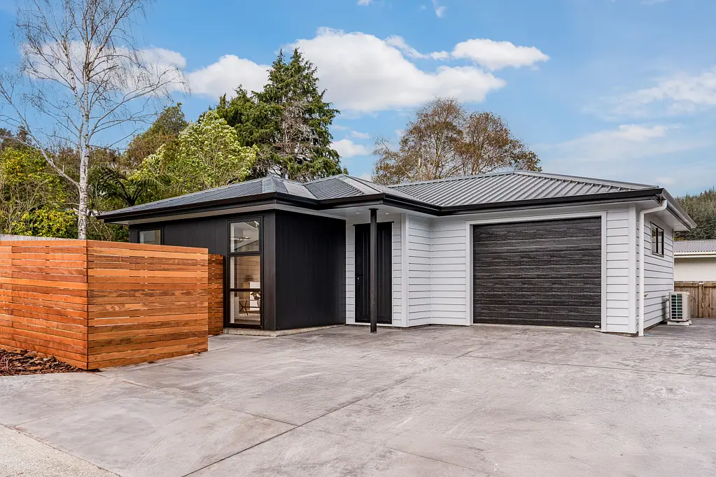 Maoribank 3침실 Stylish, New, And Move-In Ready